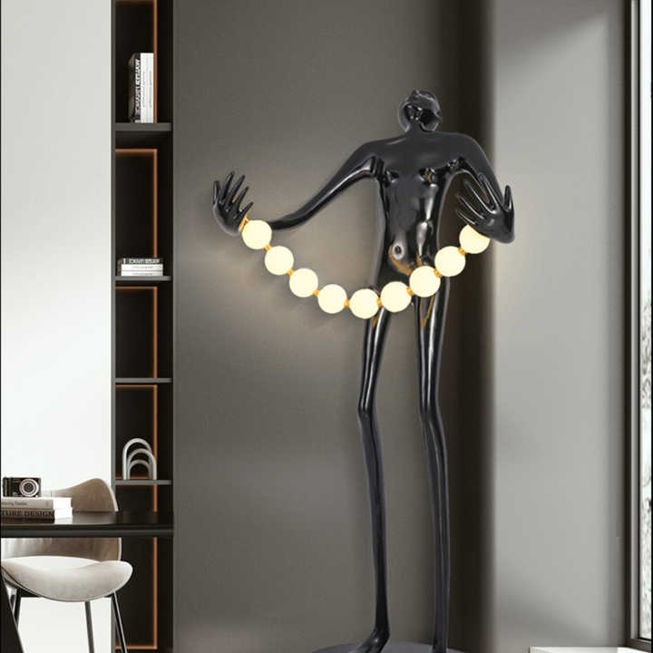 Lampadaire Statue Personnage A - Resin Art Gallery avis et prix