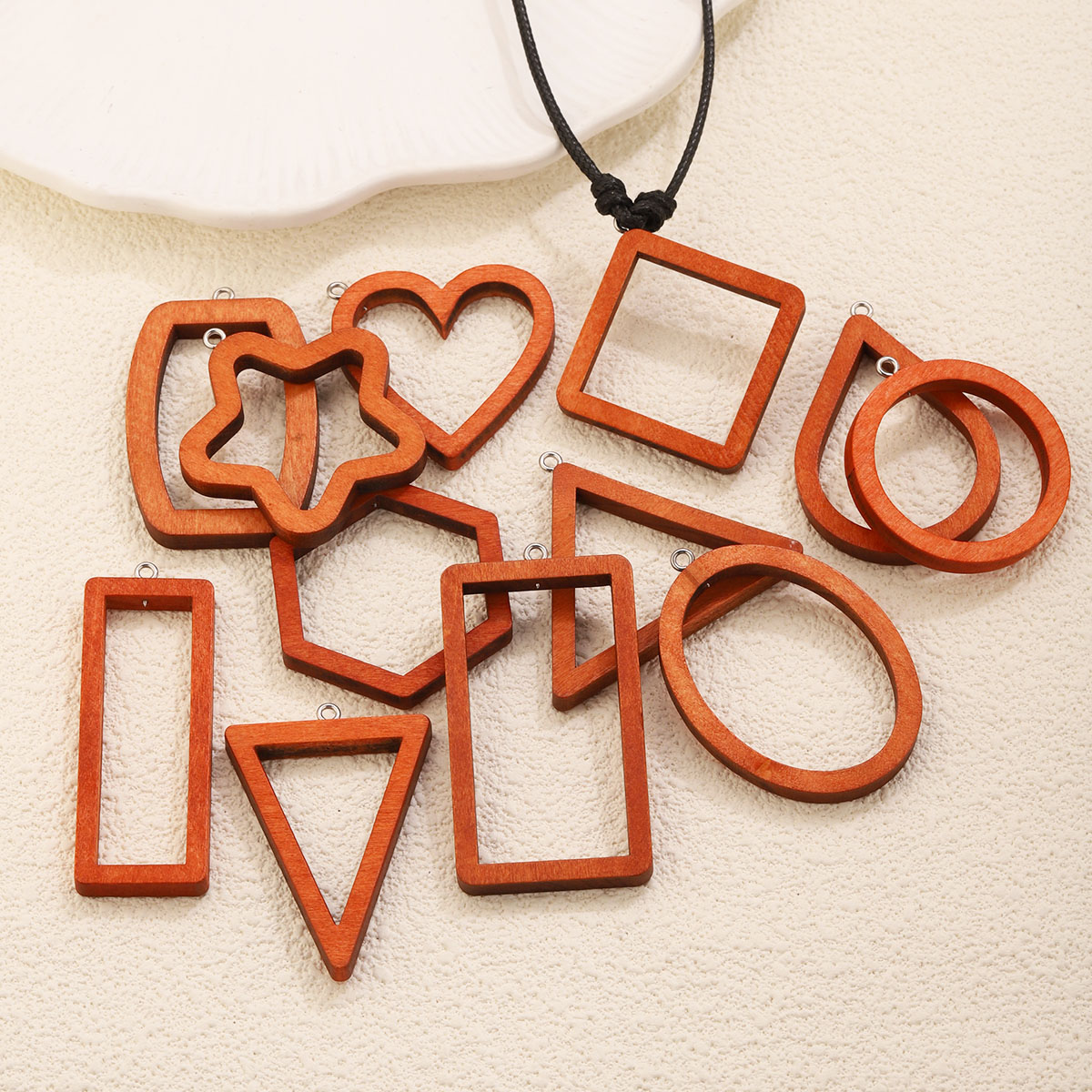 10 Breloques Géométriques en B - Resin Art Store avis et prix